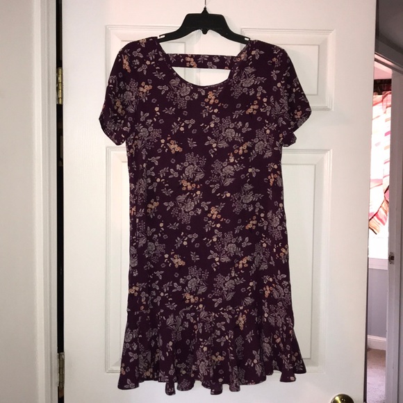 Francesca’s floral dress! - Picture 2 of 6
